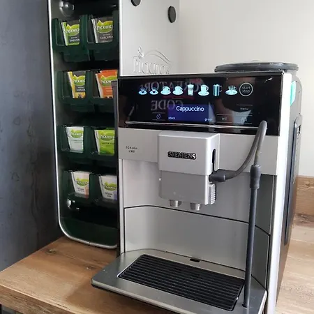 La فندق مبيت وإفطار 4*