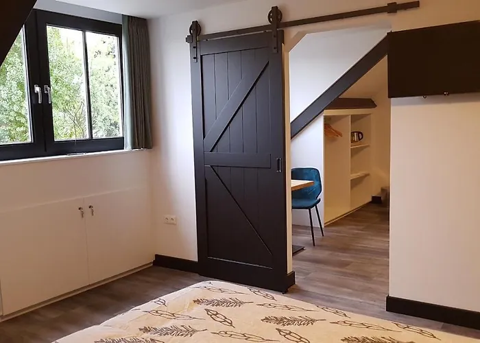 فندق مبيت وإفطار La 4*