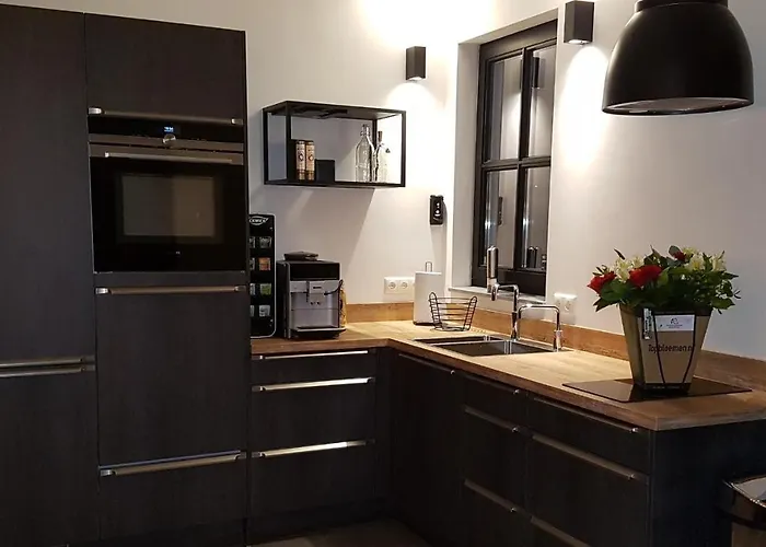 La فندق مبيت وإفطار 4*