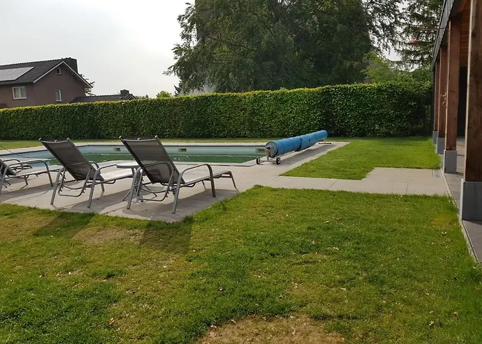 La فندق مبيت وإفطار 4*